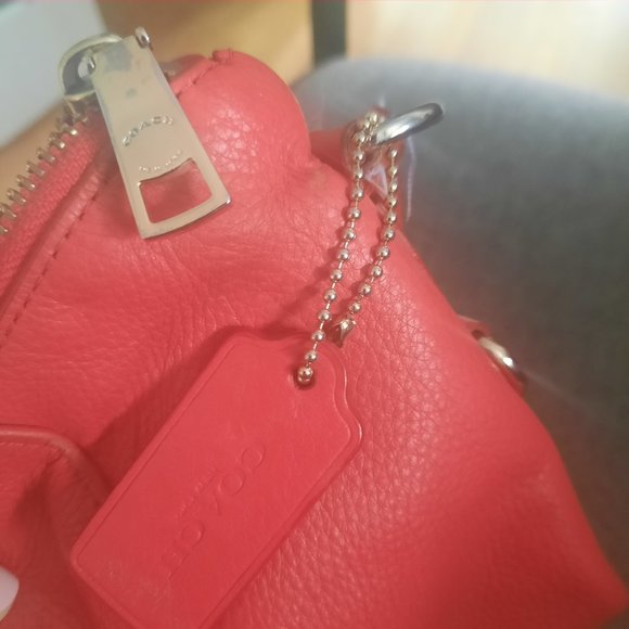 Coach Isabelle Pebbled Leather Hobo Tote Purse - Picture 9 of 10